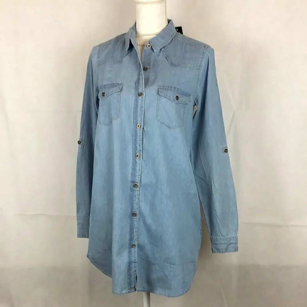Timing Button Up Denim Collared Top Rollup… - Picture 2 of 8